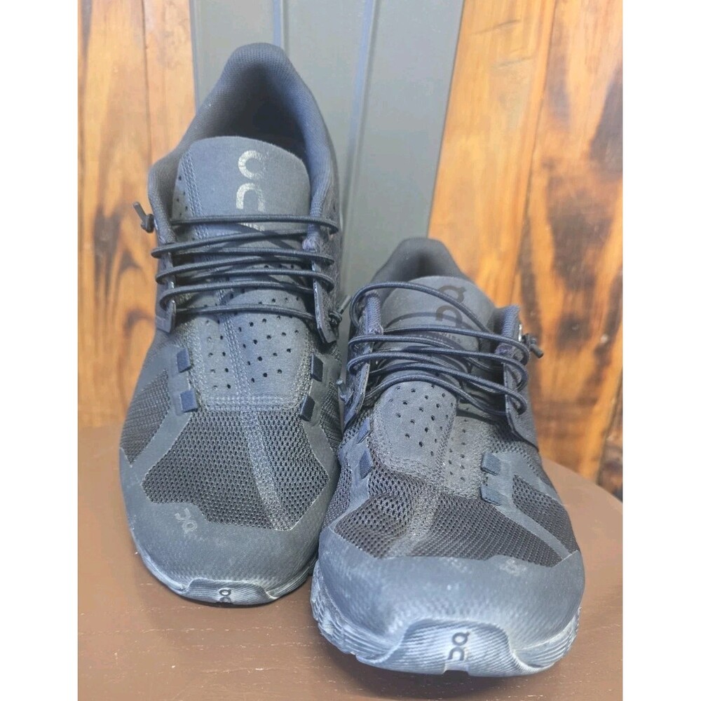 On Cloud 5 Black Running Shoes, Women's 8.5